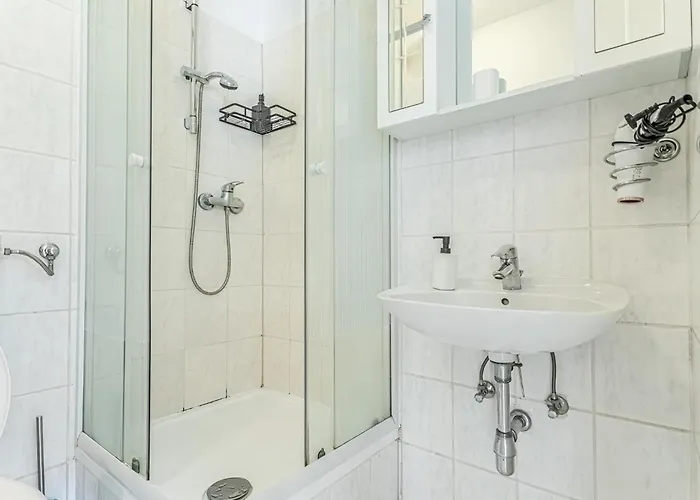 Beautiful 1br Apt, 10 Min To Westbahnhof